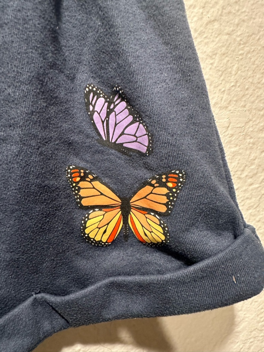 Modern Lux Women’s Butterfly 🦋 Roll Cuff Shorts - Picture 4 of 8